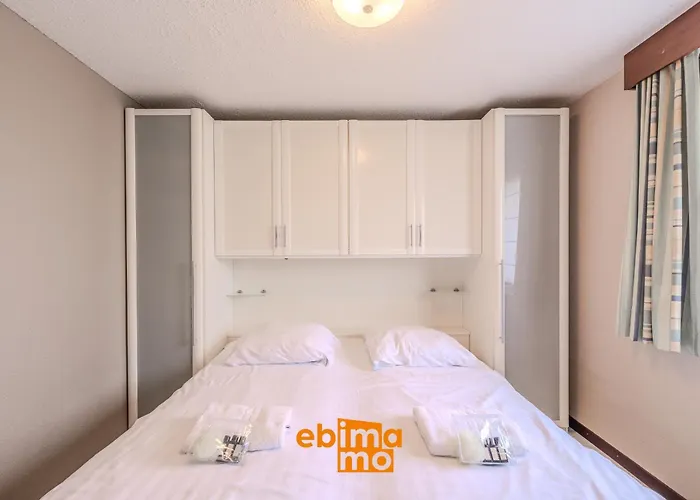 Vierbarke 73 * Nieuwpoort